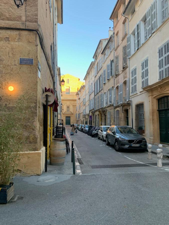 Studio Avec Terrasse Aix-en-Provence Bagian luar foto